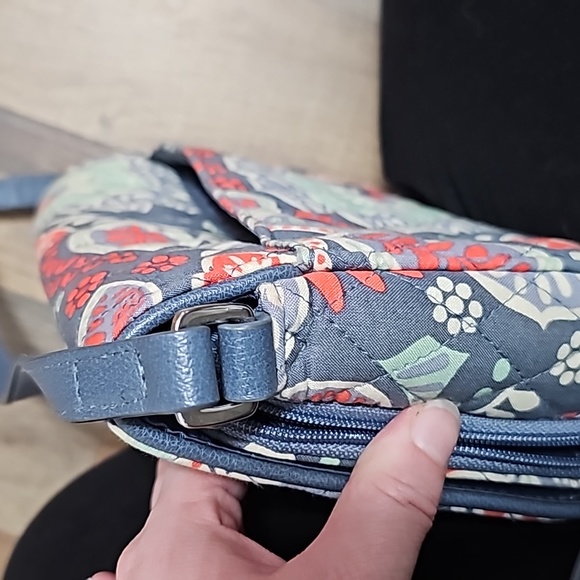 Vera Bradley Crossbody Wallet Purse Nomadic Floral Blue All N One Clutch RETIRED - Picture 7 of 12
